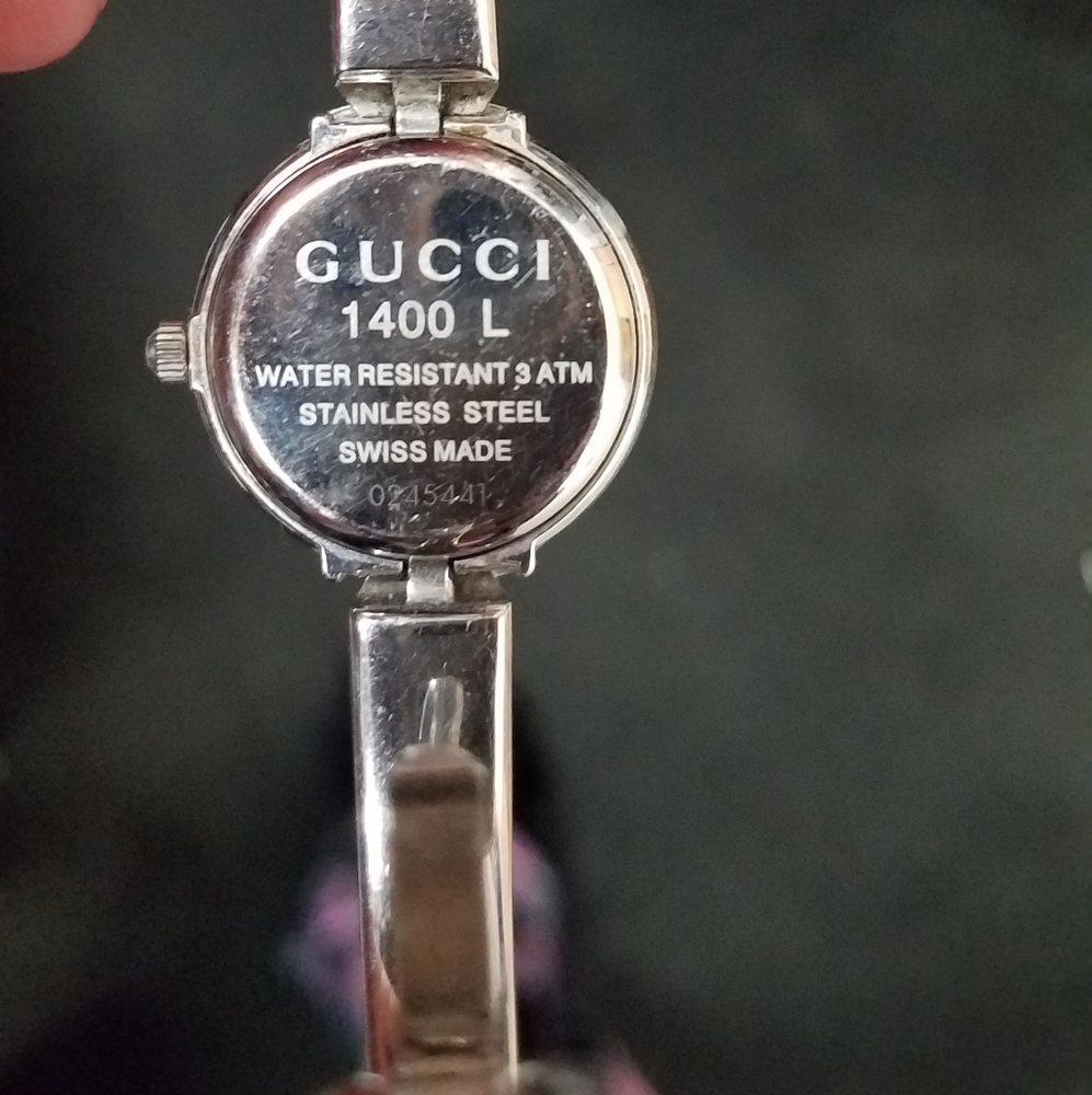Gucci Watch - Picture 2 of 3
